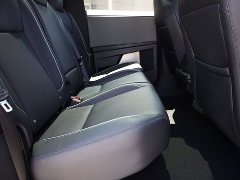 Used 2025 Tesla Cybertruck AWD Crew Cab image 17