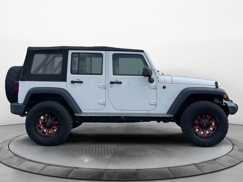 Used 2018 Jeep Wrangler Unlimited Sport image 6