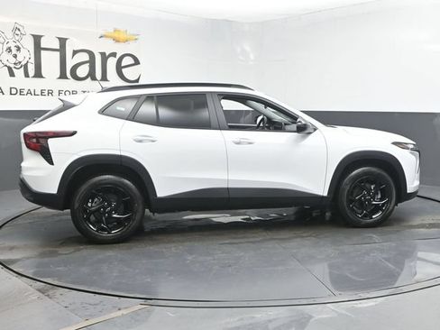 New 2026 Chevrolet Trax LT w/ Driver Confidence Package FWD image 15