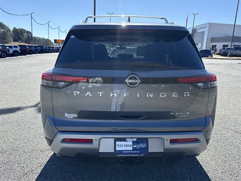 Used 2023 Nissan Pathfinder Platinum w/ Cargo Package image 6