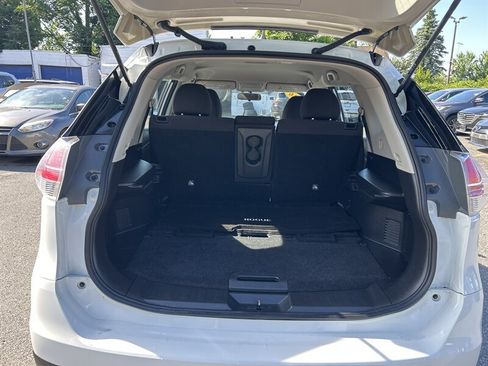 Used 2016 Nissan Rogue S AWD/4WD image 8