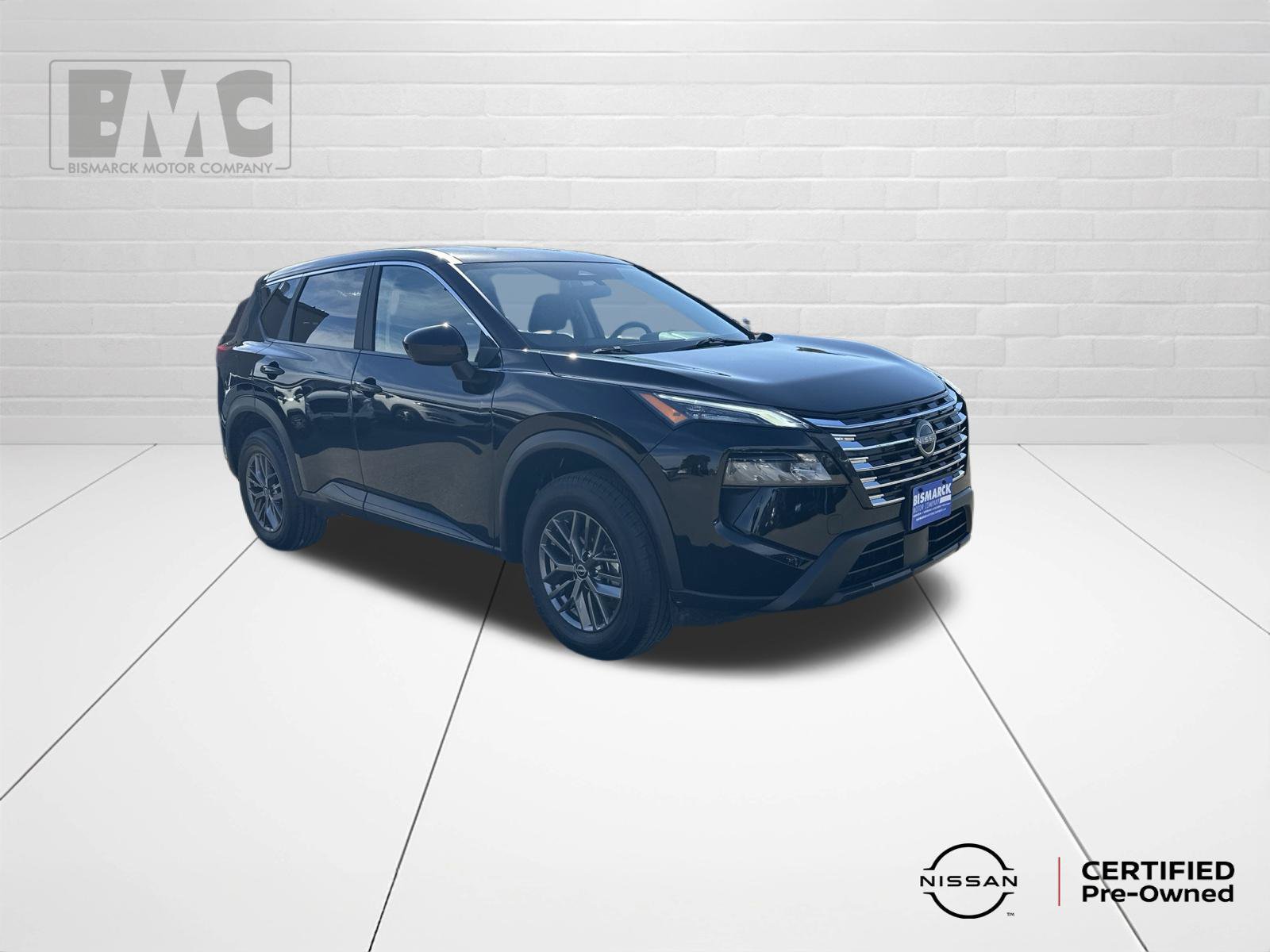 Used 2026 Nissan Rogue SV AWD/4WD image 2