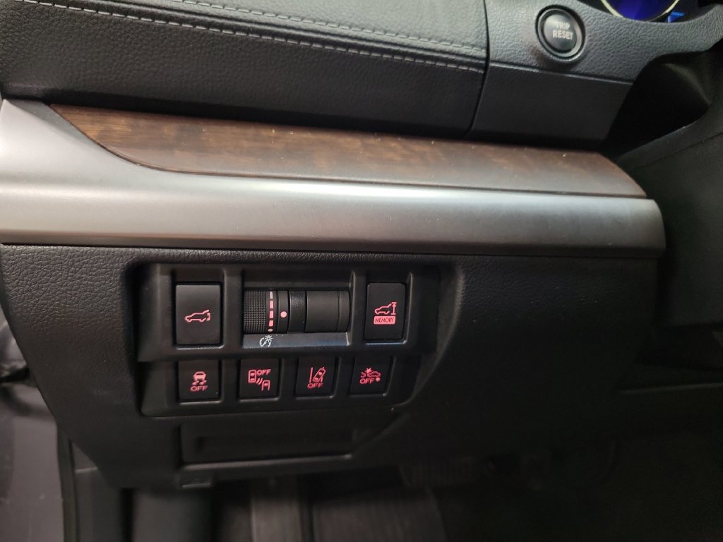 Used 2019 Subaru Outback 2.5i Limited AWD/4WD image 28