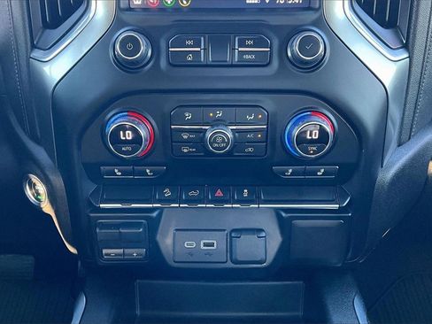 Used 2022 Chevrolet Silverado 1500 LT Trail Boss w/ Bed Protection Package image 32