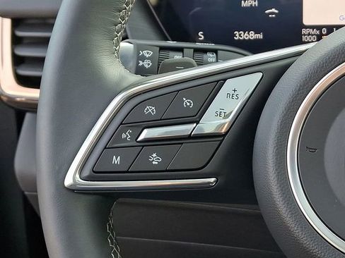 Used 2025 Buick Envision Avenir image 26