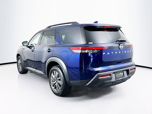 Used 2025 Nissan Pathfinder SV AWD/4WD image 5