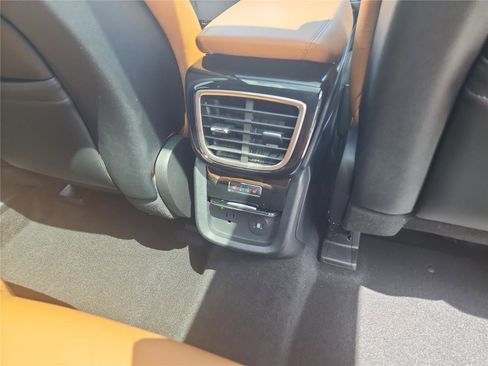 Used 2023 Lincoln Nautilus Black Label image 23