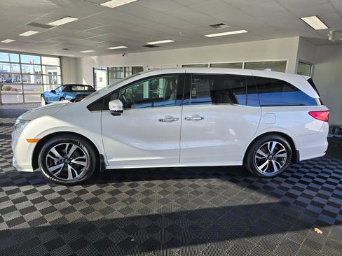 Used 2020 Honda Odyssey Elite image 6
