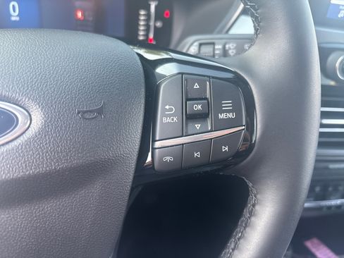 Used 2024 Ford Escape Active w/ Cold Weather Package image 23