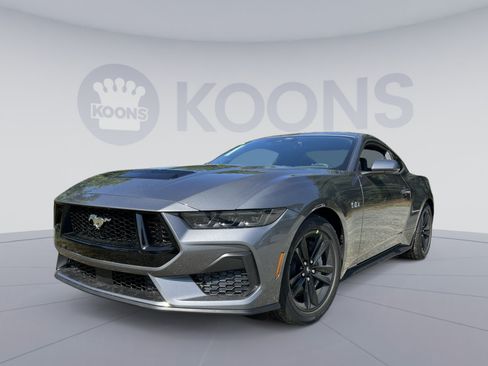 New 2026 Ford Mustang GT RWD image 1