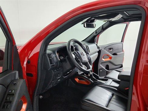 Used 2023 Nissan Frontier PRO-4X w/ Pro-4X Premium Package AWD/4WD image 16