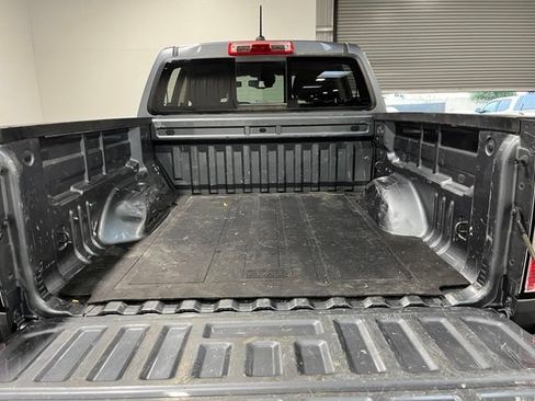Used 2022 GMC Canyon Elevation w/ Driver Alert Package AWD/4WD image 17