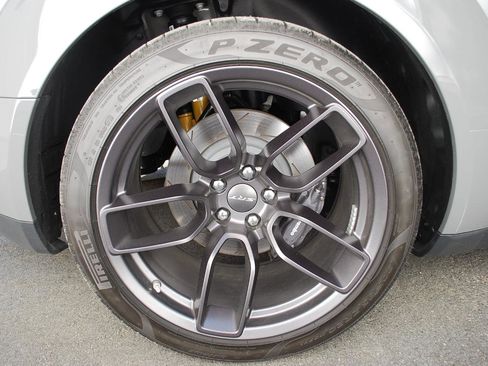 Used 2019 Dodge Challenger SRT Hellcat Redeye RWD image 9