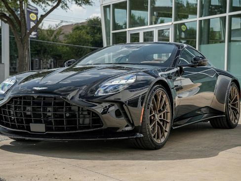 New 2025 Aston Martin V8 Vantage Coupe image 5