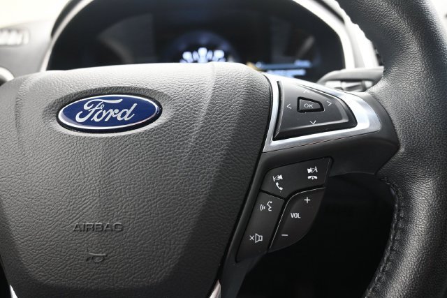 Used 2017 Ford Edge SEL w/ Equipment Group 201A AWD/4WD image 27