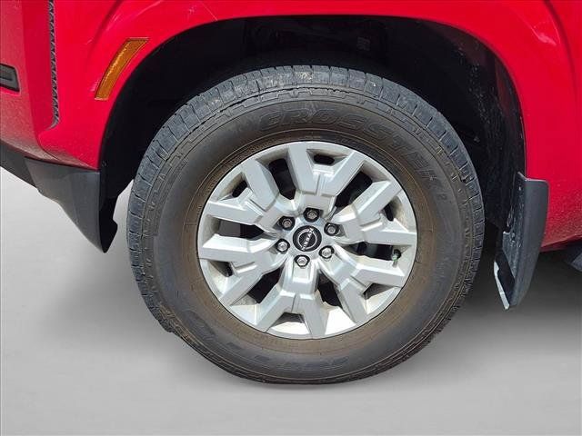 Used 2022 Nissan Frontier SV RWD image 14