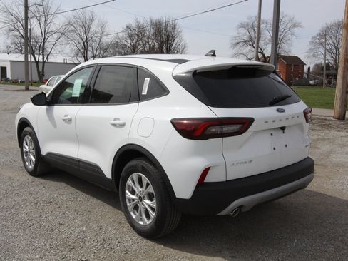 New 2026 Ford Escape Active w/ Cold Weather Package AWD/4WD image 15