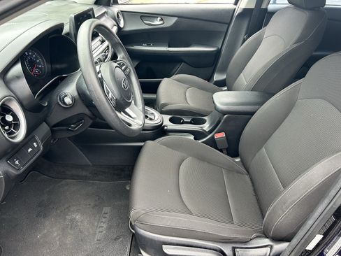 Used 2019 Kia Forte LXS FWD image 18