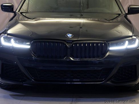 Certified 2022 BMW 540i xDrive w/ M Sport Package AWD/4WD image 6