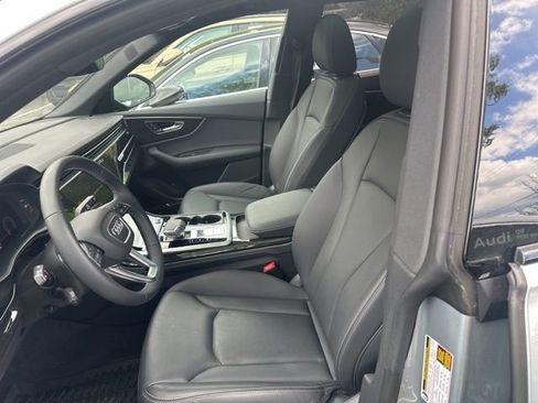 Used 2025 Audi Q8 Premium Plus w/ Premium Plus Package image 8
