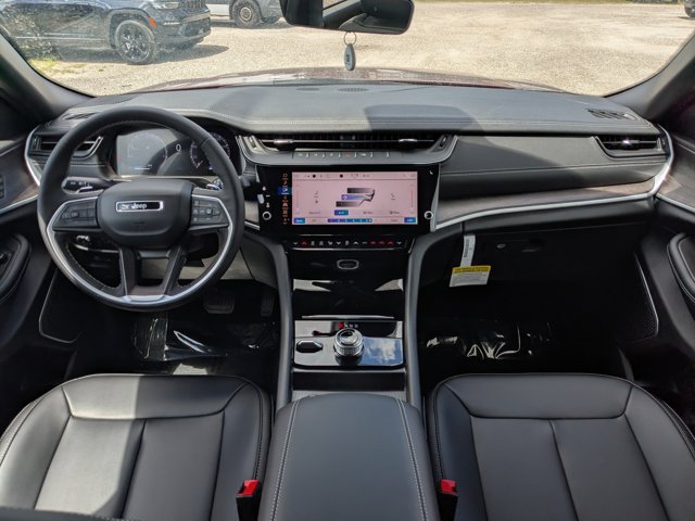 New 2026 Jeep Grand Cherokee Limited AWD/4WD image 16