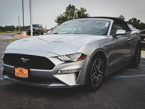 Used 2020 Ford Mustang Premium RWD image 6