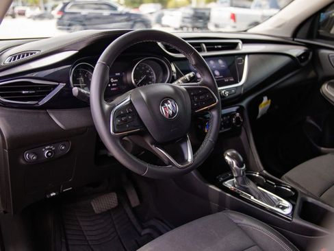 Used 2020 Buick Encore GX Preferred w/ Sport Touring Package FWD image 17