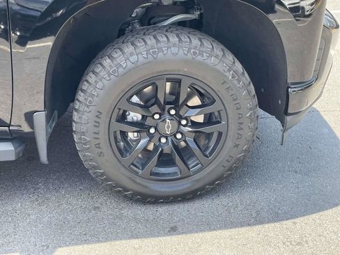 Used 2021 Chevrolet Silverado 1500 RST AWD/4WD image 10