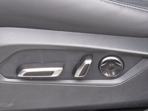 Used 2024 Acura RDX w/ Technology Package image 12