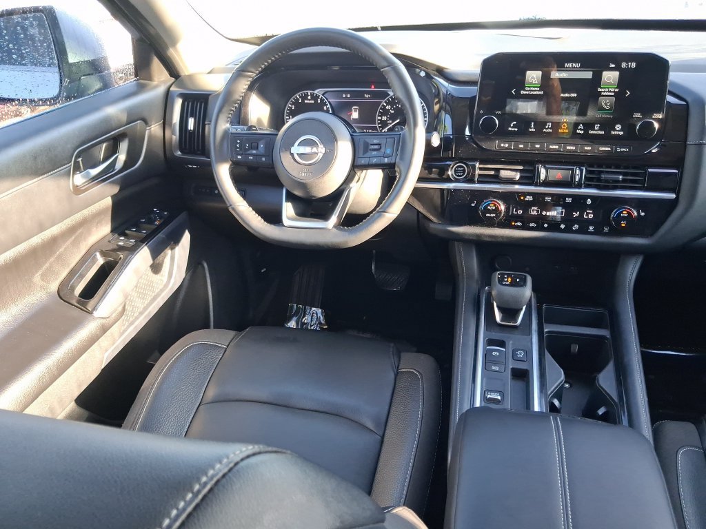 Certified 2023 Nissan Pathfinder SL FWD image 17