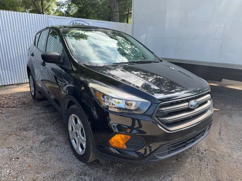 Used 2019 Ford Escape S FWD image 4