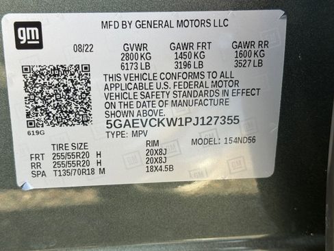 Used 2023 Buick Enclave Avenir w/ Avenir Technology Package image 32