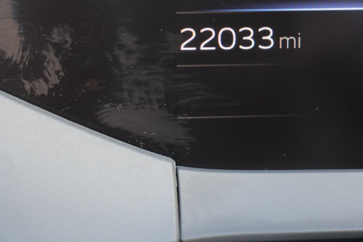 Certified 2025 Toyota Prius Limited FWD image 33