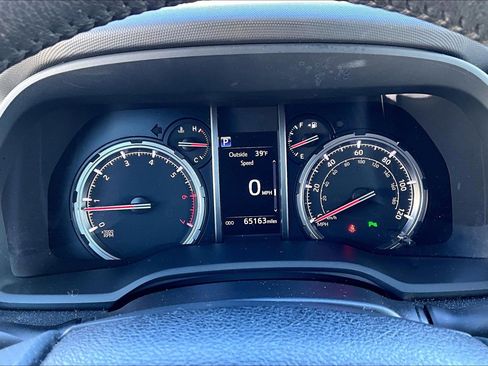 Used 2022 Toyota 4Runner Limited image 26