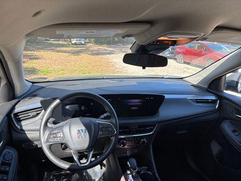 Used 2025 Buick Encore GX Preferred image 34