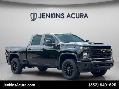 Used 2025 Chevrolet Silverado 2500 Custom w/ Custom Value Package