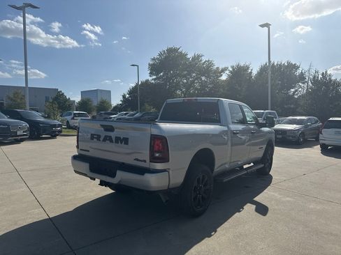 Used 2026 RAM 2500 Big Horn AWD/4WD image 5