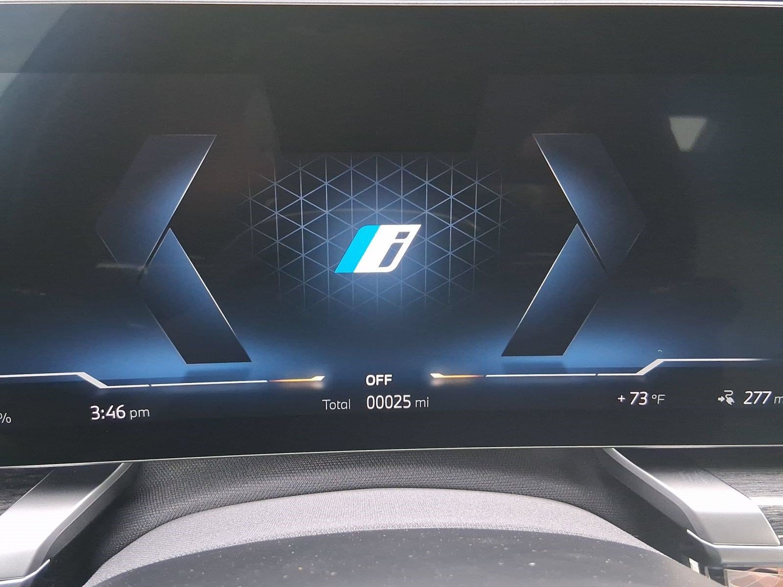 Used 2026 BMW i7 eDrive50 w/ M Sport Package RWD image 21