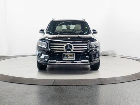 Certified 2026 Mercedes-Benz GLB 250 4MATIC image 2