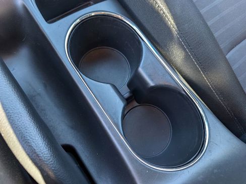 Used 2017 Kia Forte S w/ S Technology Package image 27