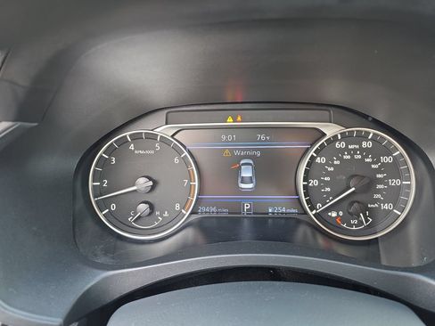 Used 2025 Nissan Altima 2.5 SV FWD image 15