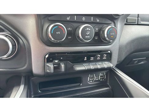 Used 2020 RAM 1500 Big Horn AWD/4WD image 21