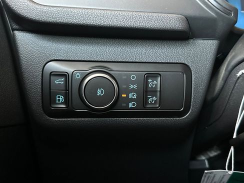 New 2025 Ford Escape Base w/ PHEV Premium Package image 27