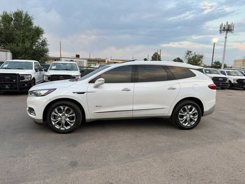Used 2019 Buick Enclave Avenir w/ Avenir Technology Package AWD/4WD image 3