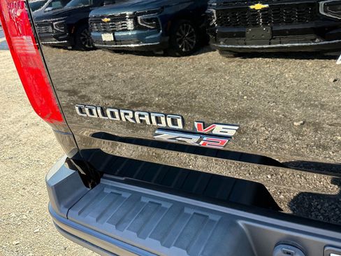 Certified 2019 Chevrolet Colorado ZR2 image 9