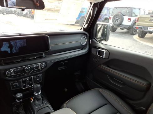 New 2026 Jeep Gladiator Sport AWD/4WD image 12