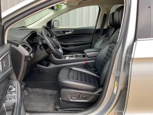 Used 2023 Ford Edge SEL w/ Convenience Package image 8