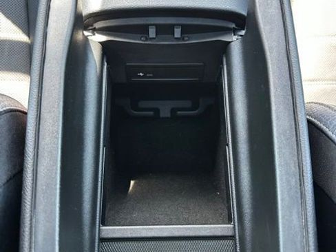 Used 2021 Mercedes-Benz GLE 450 4MATIC image 39