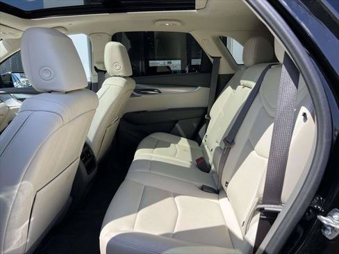 Used 2025 Cadillac XT5 Premium Luxury w/ Technology Package AWD/4WD image 15