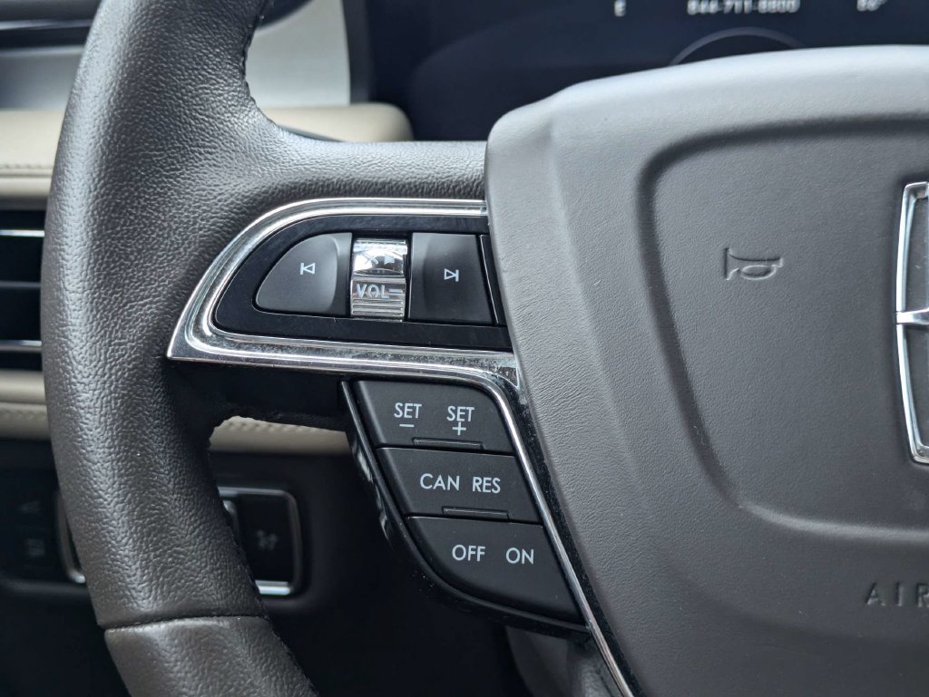 Certified 2021 Lincoln Nautilus FWD image 25